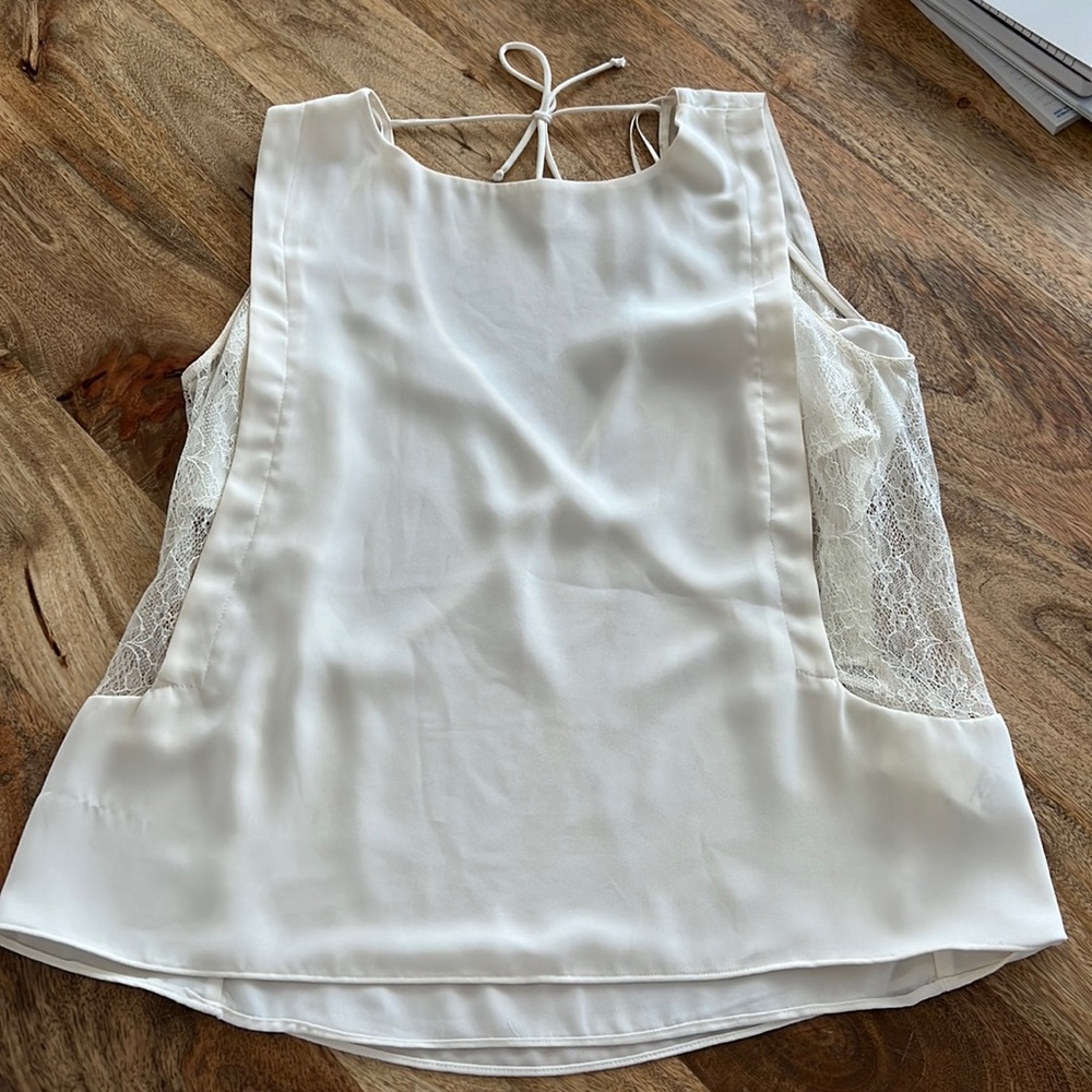 Off-White zara top with lace